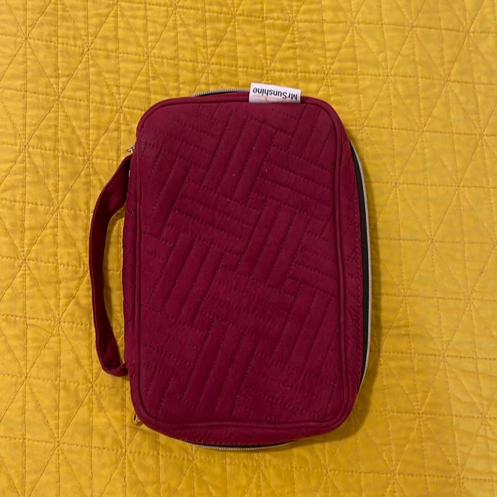 Gently used travel jewelry pouch